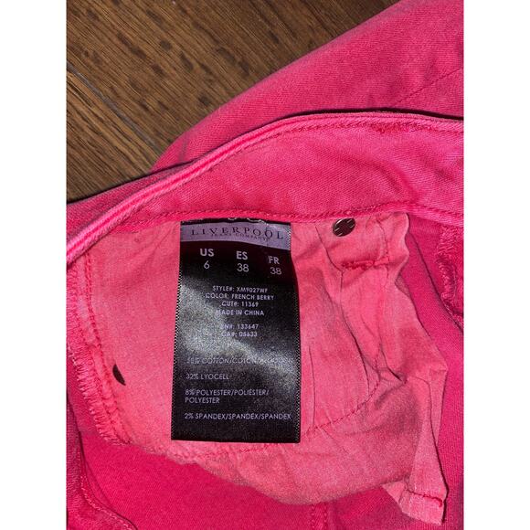 EUC Liverpool Corine Walking Shorts Women’s Size 6 | Comfy Stretch Summer Shorts - Picture 8 of 10